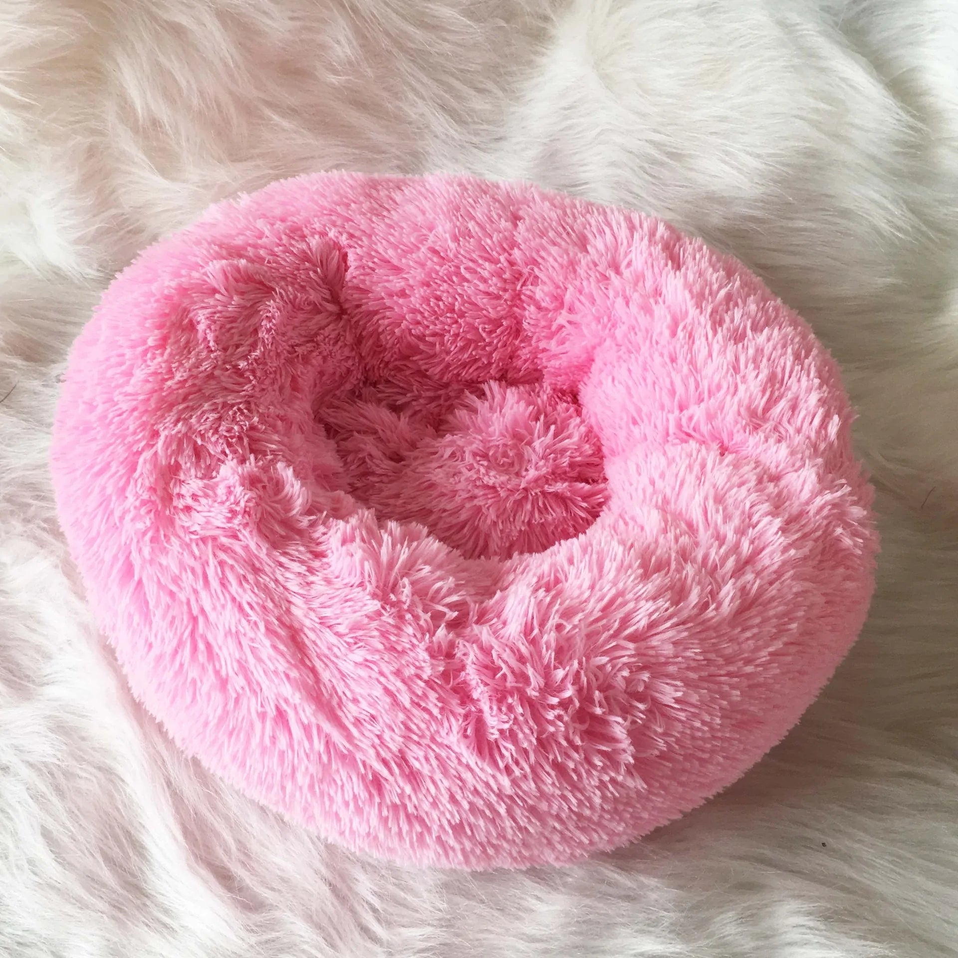 Long Plush Super Soft Round Pet Bed